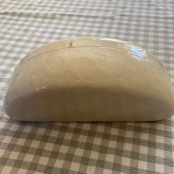 Coach sunglasses with case - Picture 8 of 9